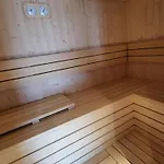 Apartment Modern With Sauna & Parking Near Arena By Renters