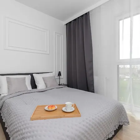 Apartamento Bright & Modern With Parking Near Arena By Renters *