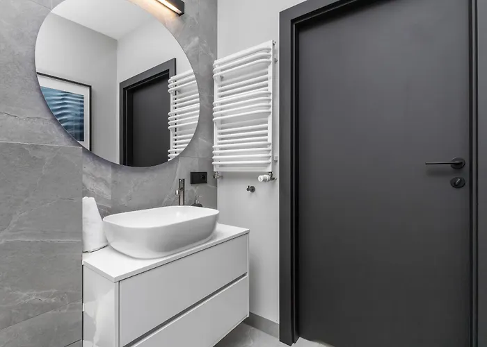 Appartement Modern With Sauna & Parking Near Arena By Renters Gdańsk